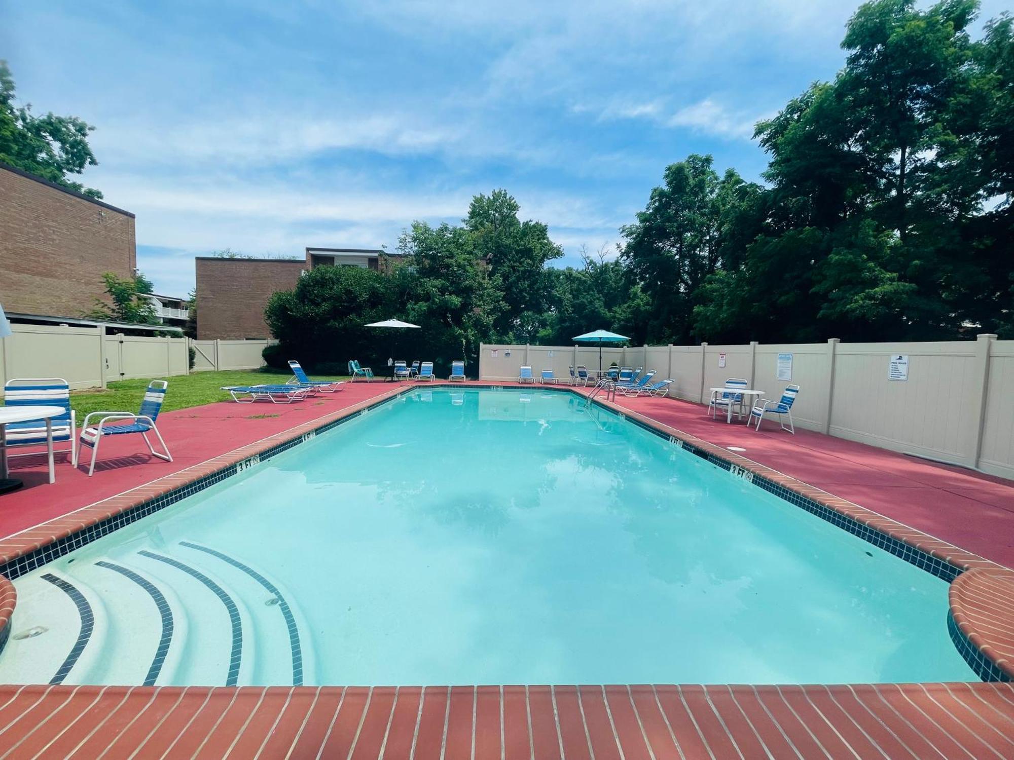 Large, Clean, Comfortable, 1Br Near Einstein Hos Elkins Park Exteriör bild